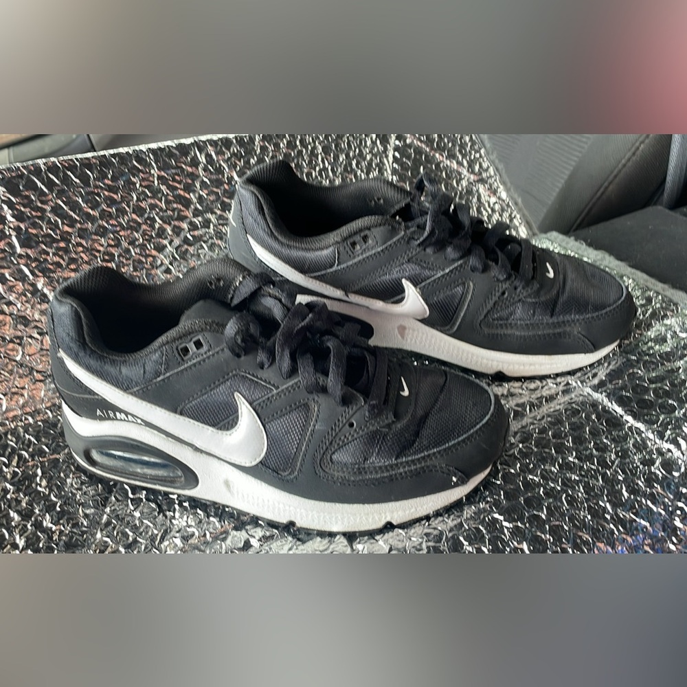 AIR MAX SIZE 7.5